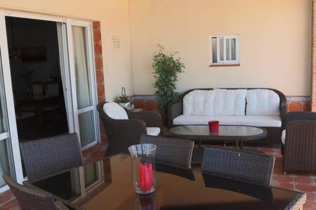 Gran Atico Al Lado De La Playa Apartment Torrox Luaran gambar