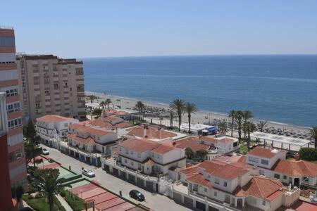 Gran Atico Al Lado De La Playa Apartment Torrox Luaran gambar